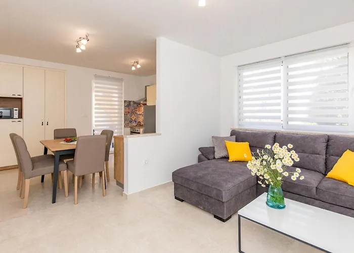Apartman Ivona U Prizemlju